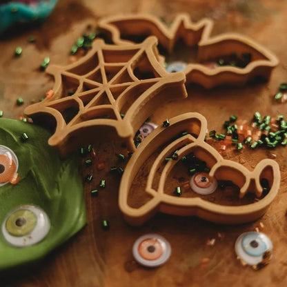 Halloween DIY Sensory Play Kit